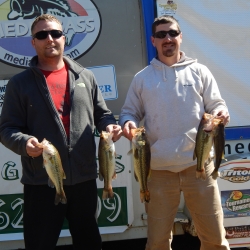 Click to view DSCN1990.JPG