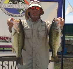 Click to view IMG_1727.jpg