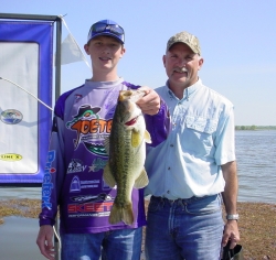 Click to view DSC00122.JPG