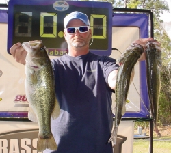 Click to view DSC00075.JPG