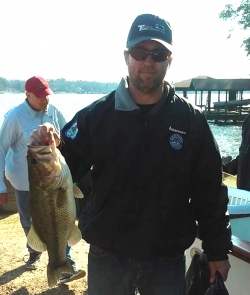 Click to view 6BA0B667A689446FBDBD11BA303F2C67.jpg