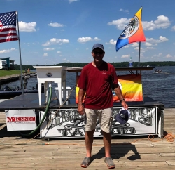 Click to view 82618260.jpg