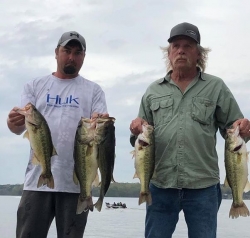 Click to view 89932965.jpg