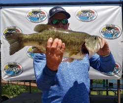 Click to view part02.jpg