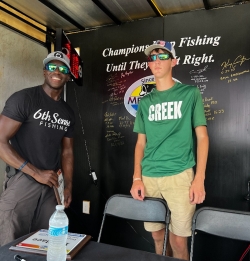 Click to view IMG_1104.jpg