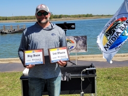 Click to view 1st_Plaques.jpg