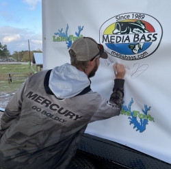 Click to view IMG_2588.JPG