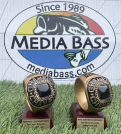 Click to view RossBarnettRings.JPG